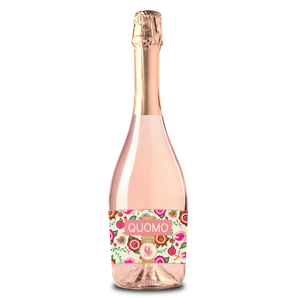 Sparkling rose wine quomo